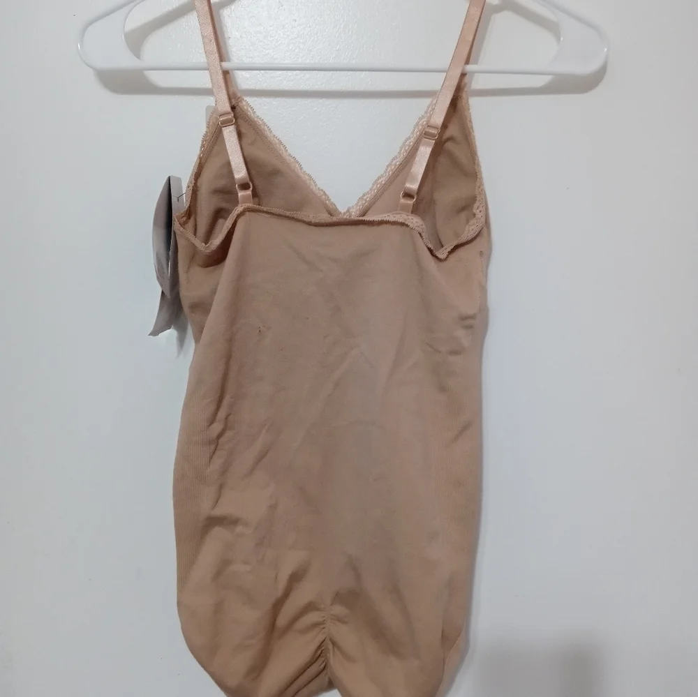 Kathy Ireland Intimates beige Body toning Power Shape Butt lift Shapewear lg